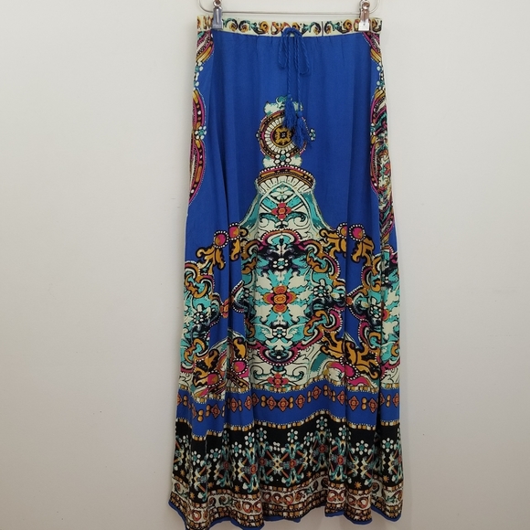 Forever 21 Dresses & Skirts - Forever 21 Maxi Skirt Size L Multicolored Print